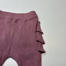 Load image into Gallery viewer, Girls purple, riibed ruffle leggings / bottoms, GUC, size 00,  