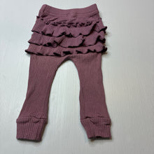 Load image into Gallery viewer, Girls purple, riibed ruffle leggings / bottoms, GUC, size 00,  