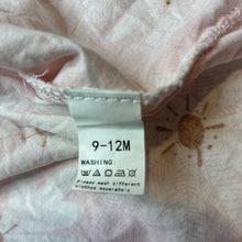 Load image into Gallery viewer, Girls lightweight, floral short sleeve top, EUC, size 0,  