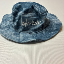 Load image into Gallery viewer, Boys Ghanda, tie dyed bucket hat, EUC, size 0-1,  