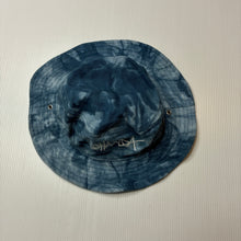 Load image into Gallery viewer, Boys Ghanda, tie dyed bucket hat, EUC, size 0-1,  
