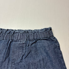 Load image into Gallery viewer, Girls Target, lightweight cotton shorts, elasticated, GUC, size 3,  