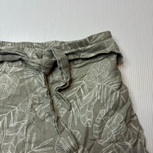 Load image into Gallery viewer, Girls KID, linen / viscose shorts, elasticated, GUC, size 10,  