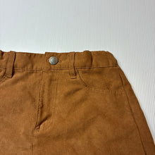 Load image into Gallery viewer, Girls H&amp;M, faux suede skirt, adjustable, L: 28.5cm, EUC, size 7,  