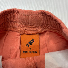 Load image into Gallery viewer, Boys Tilt, linen / viscose shorts, elasticated, GUC, size 3,  