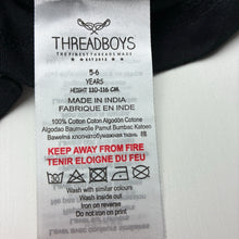 Load image into Gallery viewer, Boys THREADBOYS, black cotton tee / top, EUC, size 5-6,  