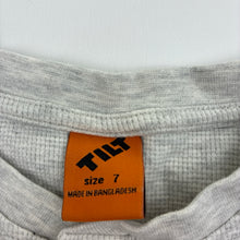 Load image into Gallery viewer, Boys Tilt, waffle long sleeve henley top, EUC, size 7,  