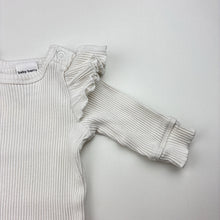 Load image into Gallery viewer, Girls Baby Berry, ribbed ruffle bodysuit / romper, FUC, size 0000,  
