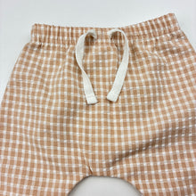 Load image into Gallery viewer, Unisex Baby Baby, lightweight pants / bottoms, elasticated, EUC, size 0000,  
