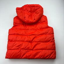 Load image into Gallery viewer, Boys Lily &amp; Dan, fleece lined hooded puffer vest / jacket, GUC, size 5,  