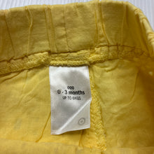 Load image into Gallery viewer, Girls Target, yellow broderie cotton shorts,elasticated, EUC, size 000,  