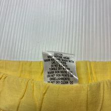 Load image into Gallery viewer, Girls Target, yellow broderie cotton shorts,elasticated, EUC, size 000,  
