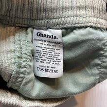Load image into Gallery viewer, Boys GHANDA, chunky corduory cotton shorts, elasticated, wash fade/discolouration, FUC, size 3-4,  