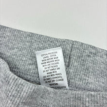 Load image into Gallery viewer, Girls Target, fleece lined track pants, elasticated, Inside leg: 47cm, GUC, size 5,  