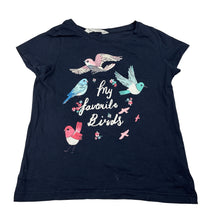Load image into Gallery viewer, Girls H&amp;M, navy cotton tee / top, birds, FUC, size 5-6,  