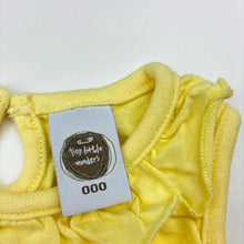 Load image into Gallery viewer, Girls Tiny Little Wonders, yellow cotton top, EUC, size 000,  