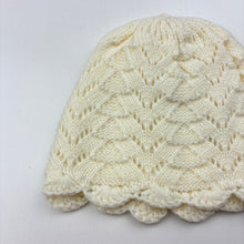 Load image into Gallery viewer, Girls Dymples, cotton lined knitted beanie / hat,46cm circum., EUC, size 00-0,  