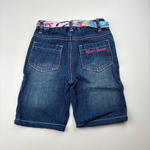 Load image into Gallery viewer, Girls Stix n Stones, blue denim shorts,flower detail, EUC, size 1,  