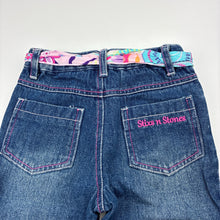 Load image into Gallery viewer, Girls Stix n Stones, blue denim shorts,flower detail, EUC, size 1,  