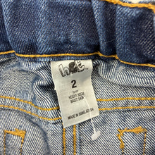 Load image into Gallery viewer, Boys H&amp;T, blue denim shorts, adjustable, EUC, size 2,  