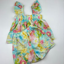 Load image into Gallery viewer, Girls lightweight, floral summer top &amp; shorts, EUC, size 2,  