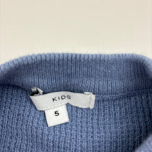 Load image into Gallery viewer, Boys Target, blue knitted cotton sweater / jumper, EUC, size 5,  