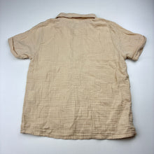 Load image into Gallery viewer, Boys SHEIN, crinkle cotton short sleeve shirt, EUC, size 6,  