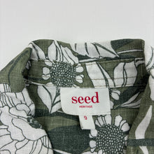 Load image into Gallery viewer, Boys Seed, green floral linen short sleeve shirt, GUC, size 9,  