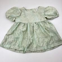 Load image into Gallery viewer, Girls H&amp;M, lightweight floral top &amp; shorts, GUC, size 1-2,  