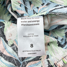 Load image into Gallery viewer, Boys Piping Hot, cotton short sleeve shirt, birds, EUC, size 8,  