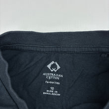Load image into Gallery viewer, Unisex Favourites, dark navy Aust cotton tee / top, GUC, size 10,  