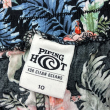 Load image into Gallery viewer, Girls Piping Hot, floral viscose cropped pants, elasticated, Inside leg: 44cm, EUC, size 10,  