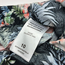 Load image into Gallery viewer, Girls Piping Hot, floral viscose cropped pants, elasticated, Inside leg: 44cm, EUC, size 10,  
