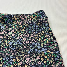 Load image into Gallery viewer, Girls H&amp;M, floral cotton shorts, elasticated, FUC, size 7,  