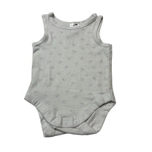 Load image into Gallery viewer, Girls Dymples, stretchy singletsuit romper, butterflies, GUC, size 000,  