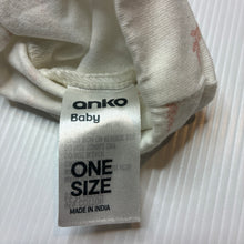 Load image into Gallery viewer, Girls Anko, lightweight stretchy hat / beanie, EUC, size 0000-000,  