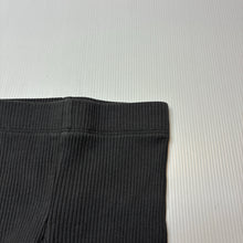 Load image into Gallery viewer, Girls Target, grey ribbed stretchy shorts, elasticated, EUC, size 2,  