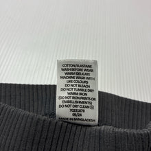 Load image into Gallery viewer, Girls Target, grey ribbed stretchy shorts, elasticated, EUC, size 2,  