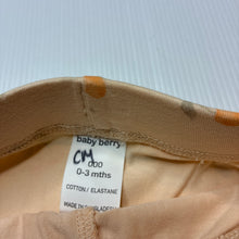 Load image into Gallery viewer, Girls Baby Berry, stretchy shorts, elasticated, EUC, size 000,  
