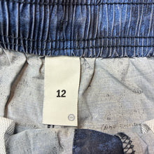 Load image into Gallery viewer, Boys Target, cotton blend board shorts, elasticated, GUC, size 12,  