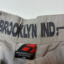 Load image into Gallery viewer, Boys Brooklyn Industries, grey cotton cargo shorts, adjustable, GUC, size 16,  