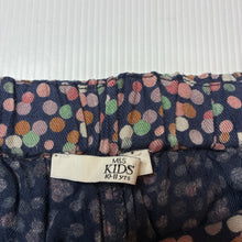 Load image into Gallery viewer, Girls M&amp;S, lightweight viscose shorts, elasticated, GUC, size 10-11,  