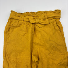 Load image into Gallery viewer, Girls Target, yellow linen / cotton pants, elasticated, Inside leg: 33cm, GUC, size 5,  