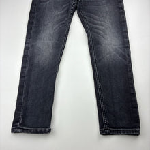 Load image into Gallery viewer, Unisex H&amp;M, super soft knit denim jogger jeans, Inside leg: 49.5cm, elasticated, GUC, size 7,  