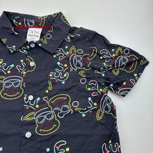 Load image into Gallery viewer, Boys B&amp;L, lightweight cotton Christmas short sleeve shirt, EUC, size 6,  