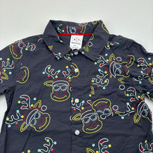 Load image into Gallery viewer, Boys B&amp;L, lightweight cotton Christmas short sleeve shirt, EUC, size 6,  