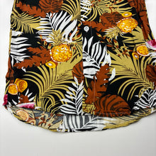 Load image into Gallery viewer, Boys lightweight, short sleeve shirt, no labels, armpit to armpit: 33cm, EUC, size 6-7,  