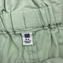 Load image into Gallery viewer, Girls Uniqlo, lightweight cotton shorts, elasticated, FUC, size 5-6,  