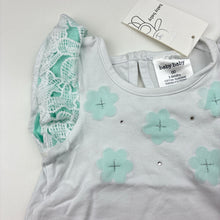 Load image into Gallery viewer, Girls Baby Baby, stretchy t-shirt / top,floral lace detail, NEW, size 00,  
