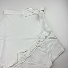 Load image into Gallery viewer, Girls Chateau De Sable, white corduroy cotton skirt, adjustable, EUC, size 6,  
